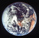 earth.jpg (20604 bytes)